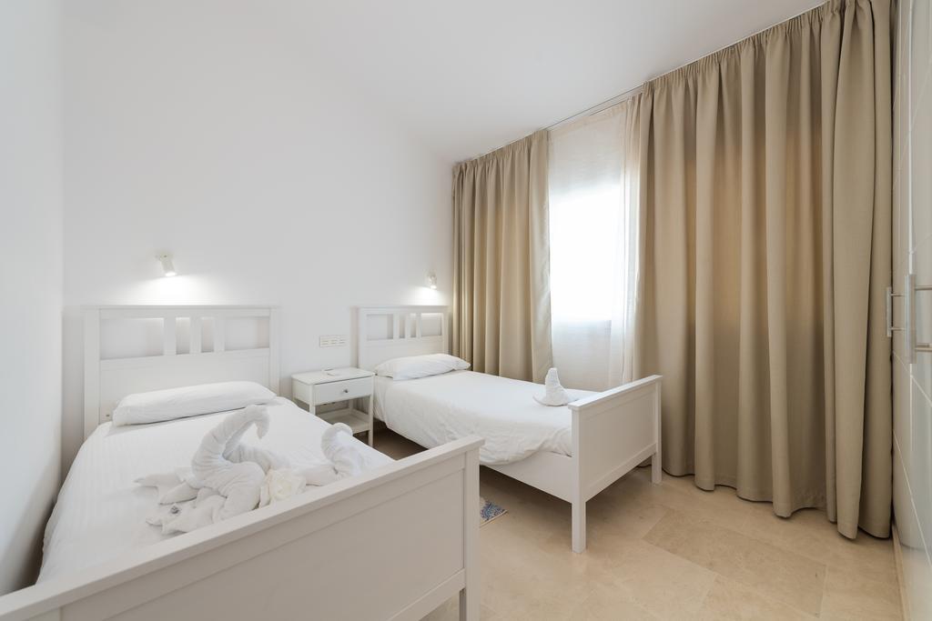 Ilusion Villa La Playa de Tauro ภายนอก รูปภาพ